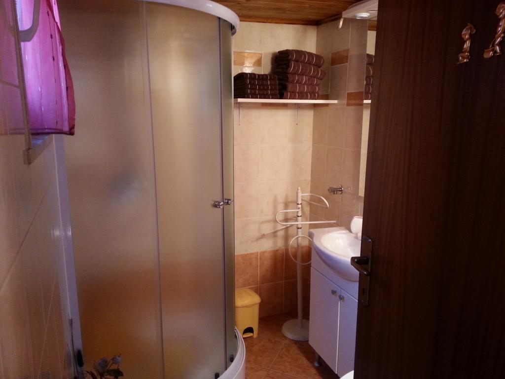 Holiday Home Izabela Krsan Bagian luar foto