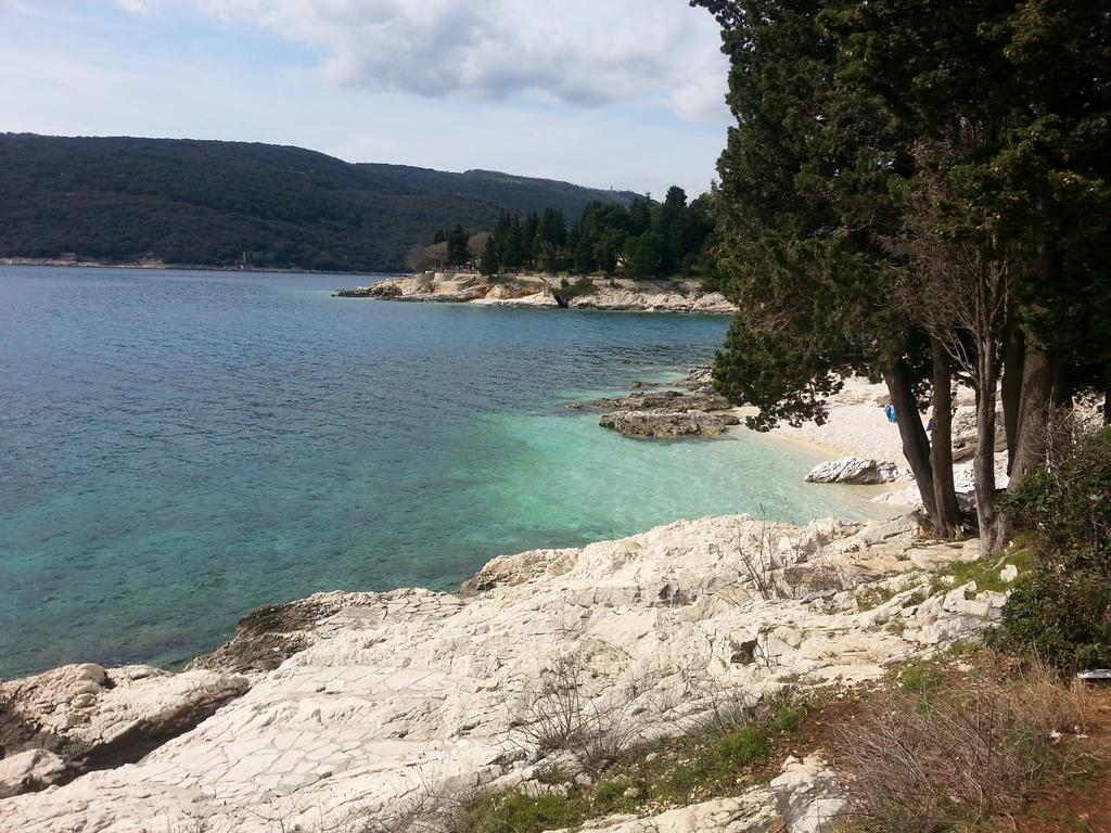 Holiday Home Izabela Krsan Bagian luar foto