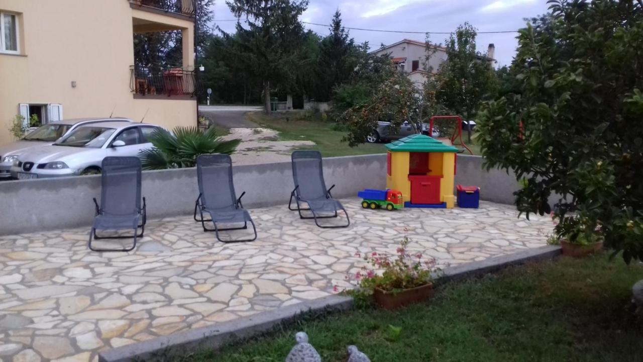 Holiday Home Izabela Krsan Bagian luar foto